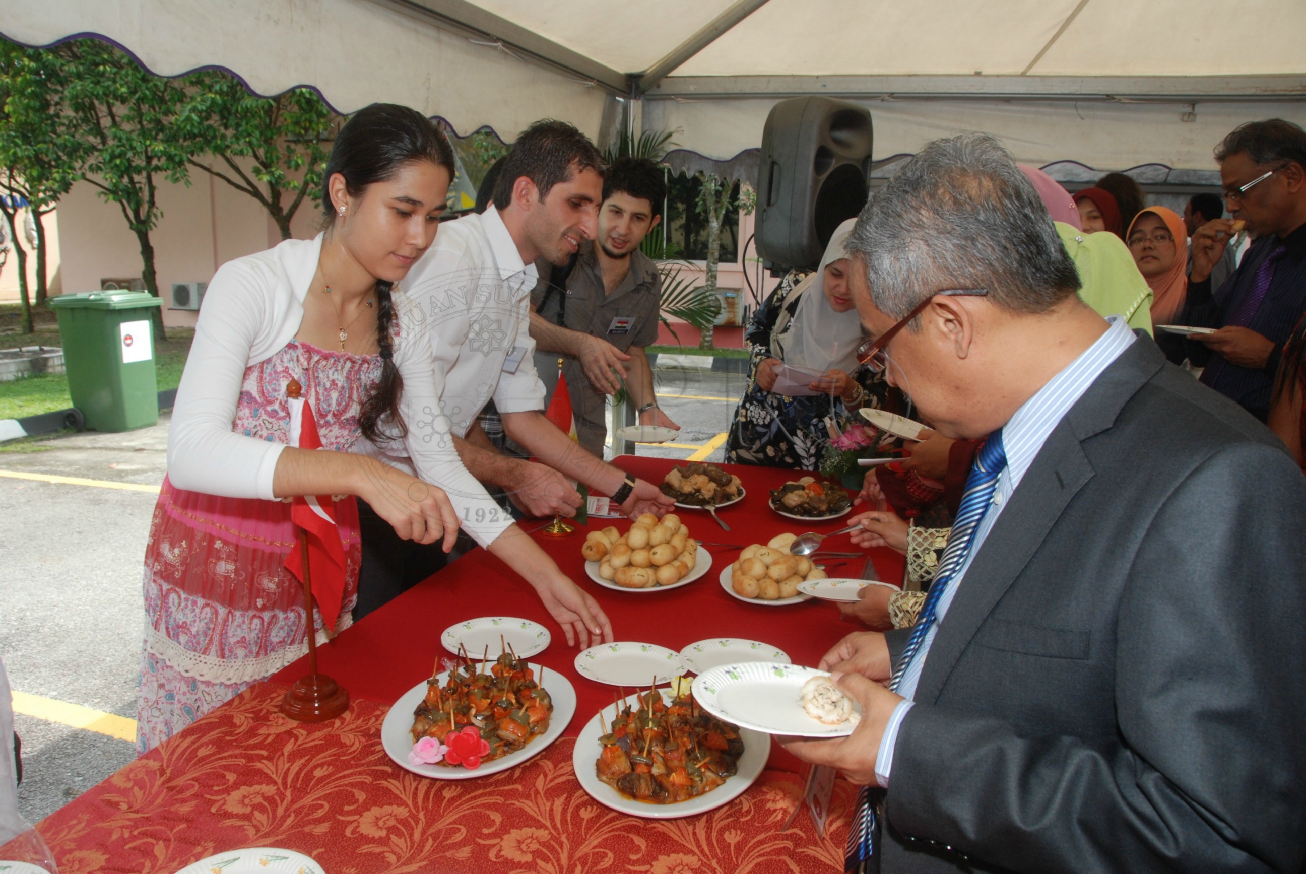 PRO 12 136 food DSC 9264